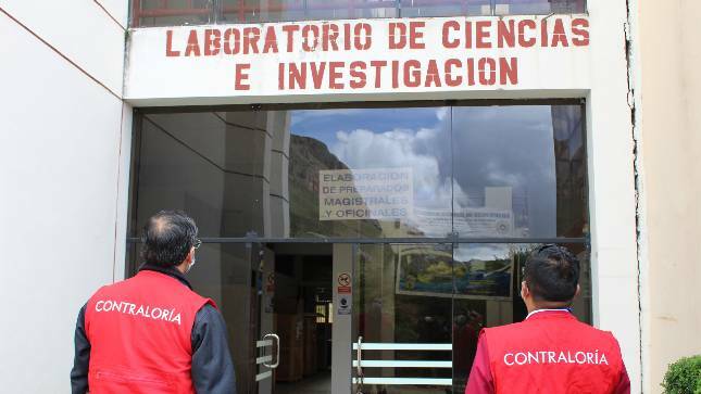La Contraloría General evidenció un perjuicio económico de S/ 2 982 624 en contra de la Universidad Nacional de Huancavelica por la obra de “Mejoramiento, ampliación y equipamiento de los laboratorios de edafología, nutrición y sanidad animal y para la mejora de la calidad de investigación científica” e identificó presunta responsabilidad administrativa y penal en seis funcionarios de la entidad y el consorcio contratista.