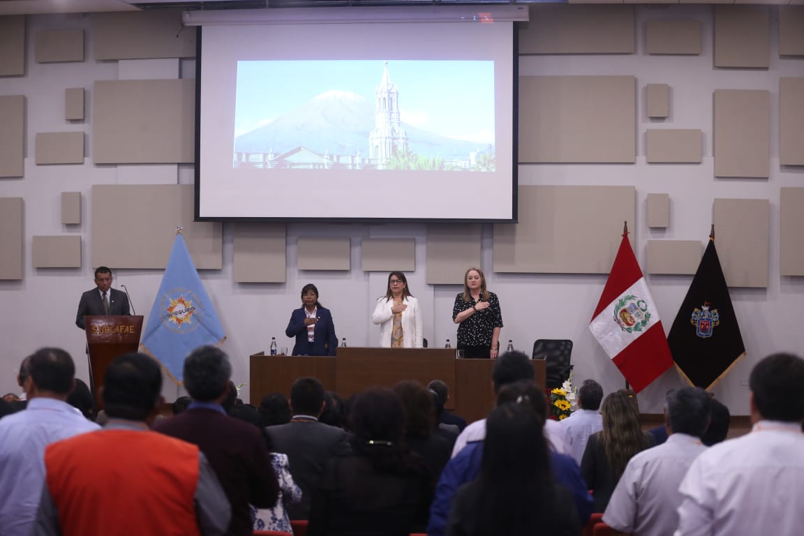 No al terrorismo ni a ideas violentistas en los colegios