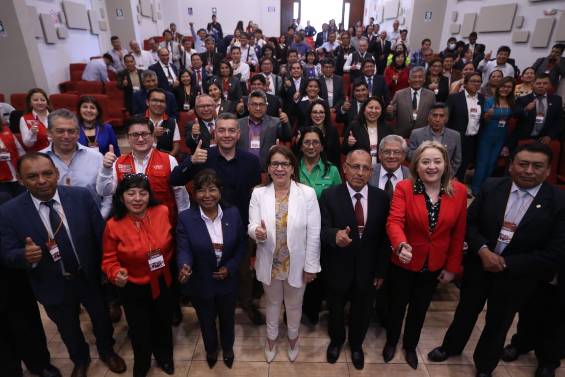 No al terrorismo ni a ideas violentistas en los colegios