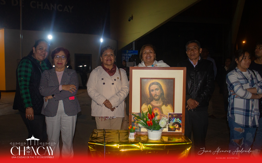 El evento, que tuvo lugar ayer por la noche, contó con la destacada presencia de la Alcaldesa, Giuliana Carrizales, quien asistió junto a la Regidora Ivonne Huarancca y el Ranulfo Salazar.