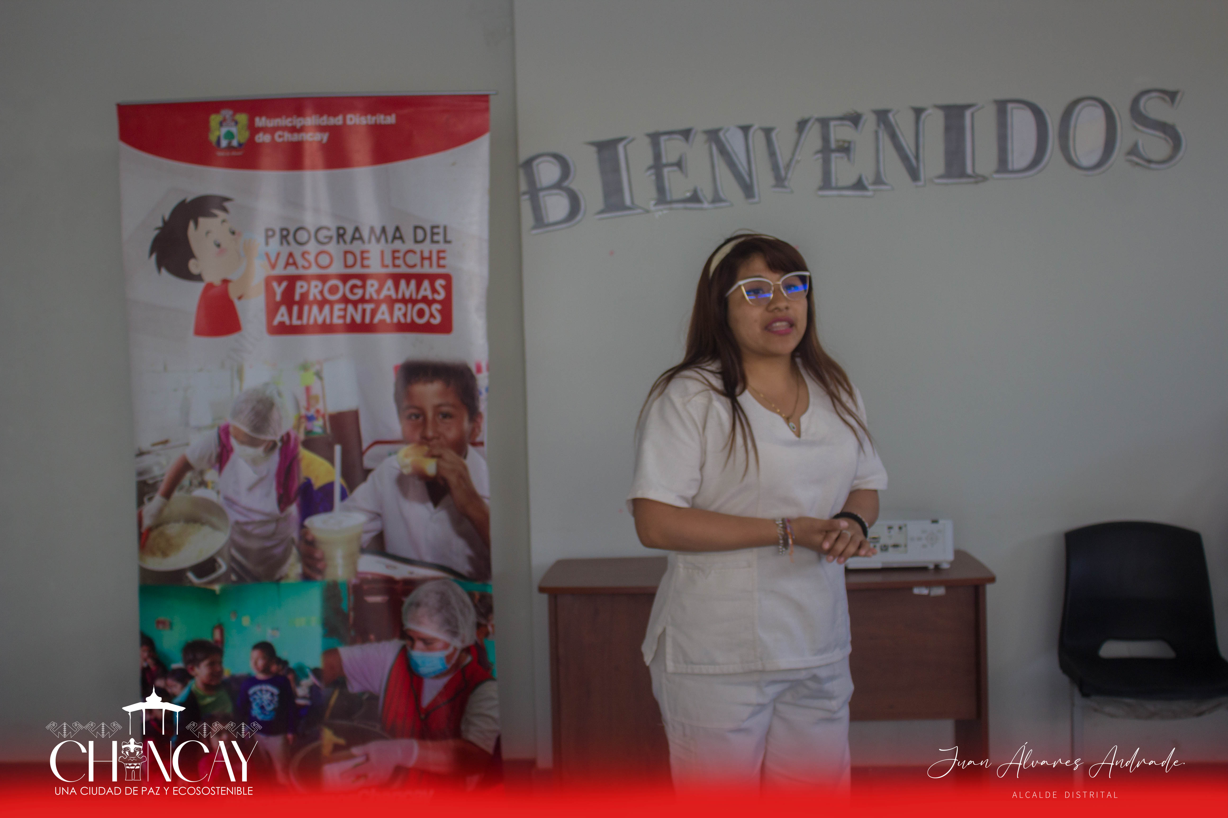 La sesión fue dirigida por destacados expertos y contó con la presencia de líderes comunitarios y funcionarios destacados.
