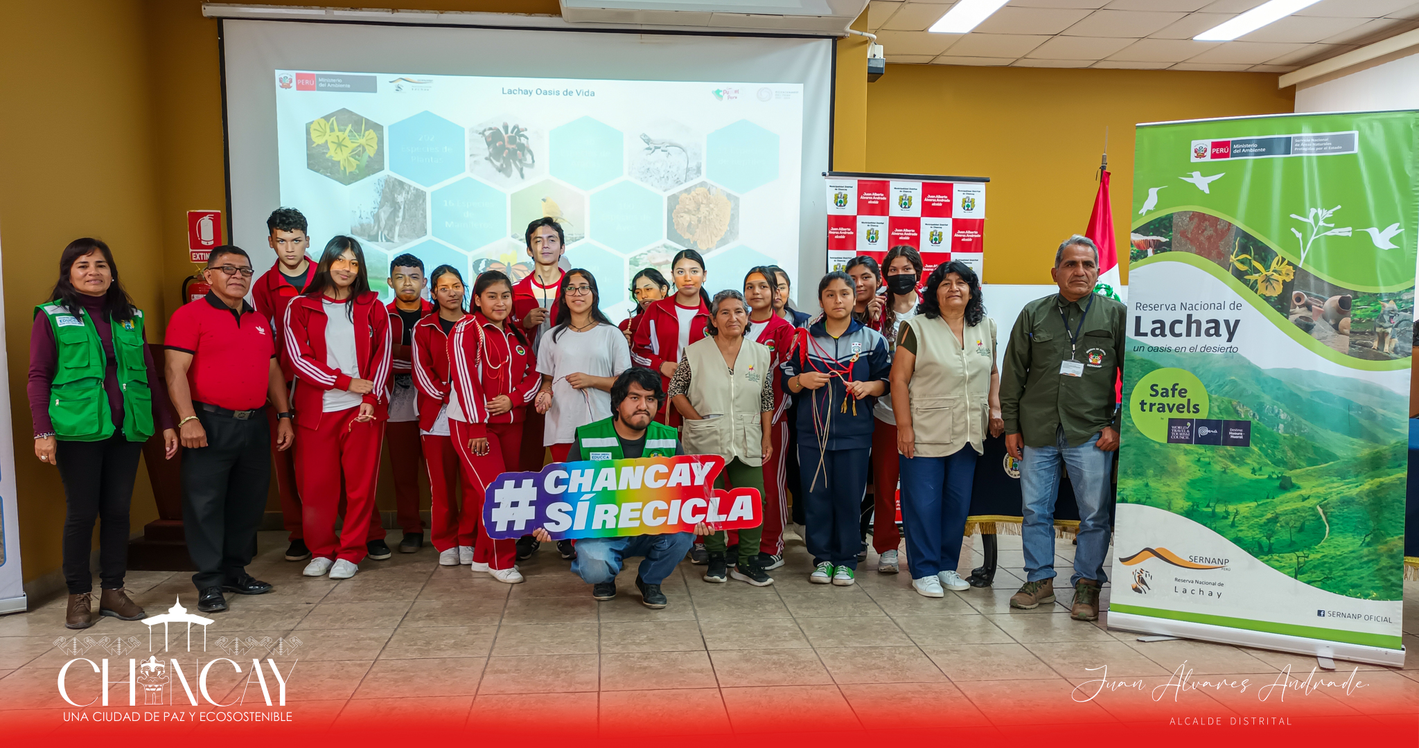 En colaboración con la Asociación de Artesanas de las Mujeres de Medio Mundo, organizó un ecotaller en el Auditorio Municipal de Chancay.