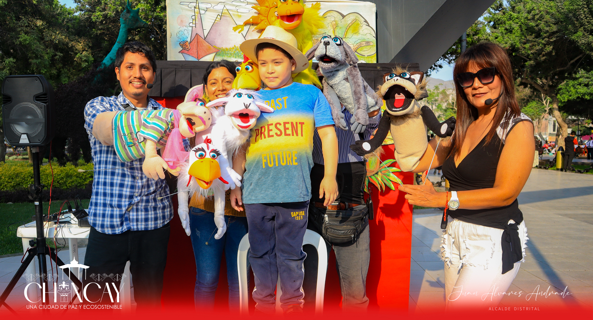 En esta ocasión, los asistentes fueron testigos del estreno de una nueva obra titulada: “En el colegio puede ser feliz”