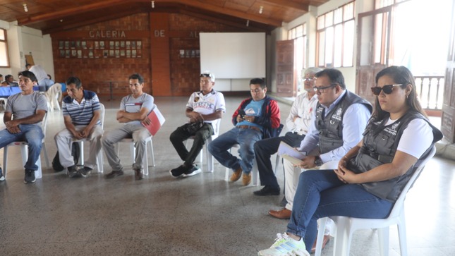 Reunión con representantes de instituciones públicas, empresariales, y sindicales de Construcción Civil.