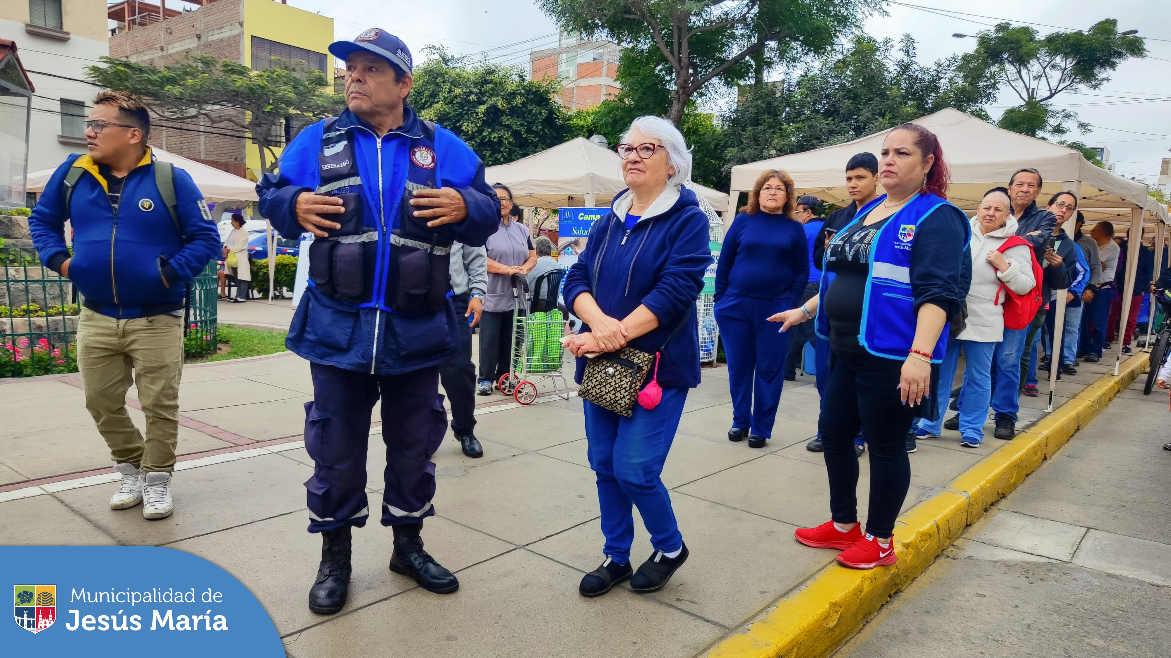 ❤️ Gracias a la dedicación de nuestro alcalde Jesús Gálvez Olivares y en colaboración con la empresa Avinka, continuaremos realizando actividades para brindar apoyo a la economía familiar de todos los jesusmarianos.
¡Permanezcan atentos a nuestras redes sociales! 🤓