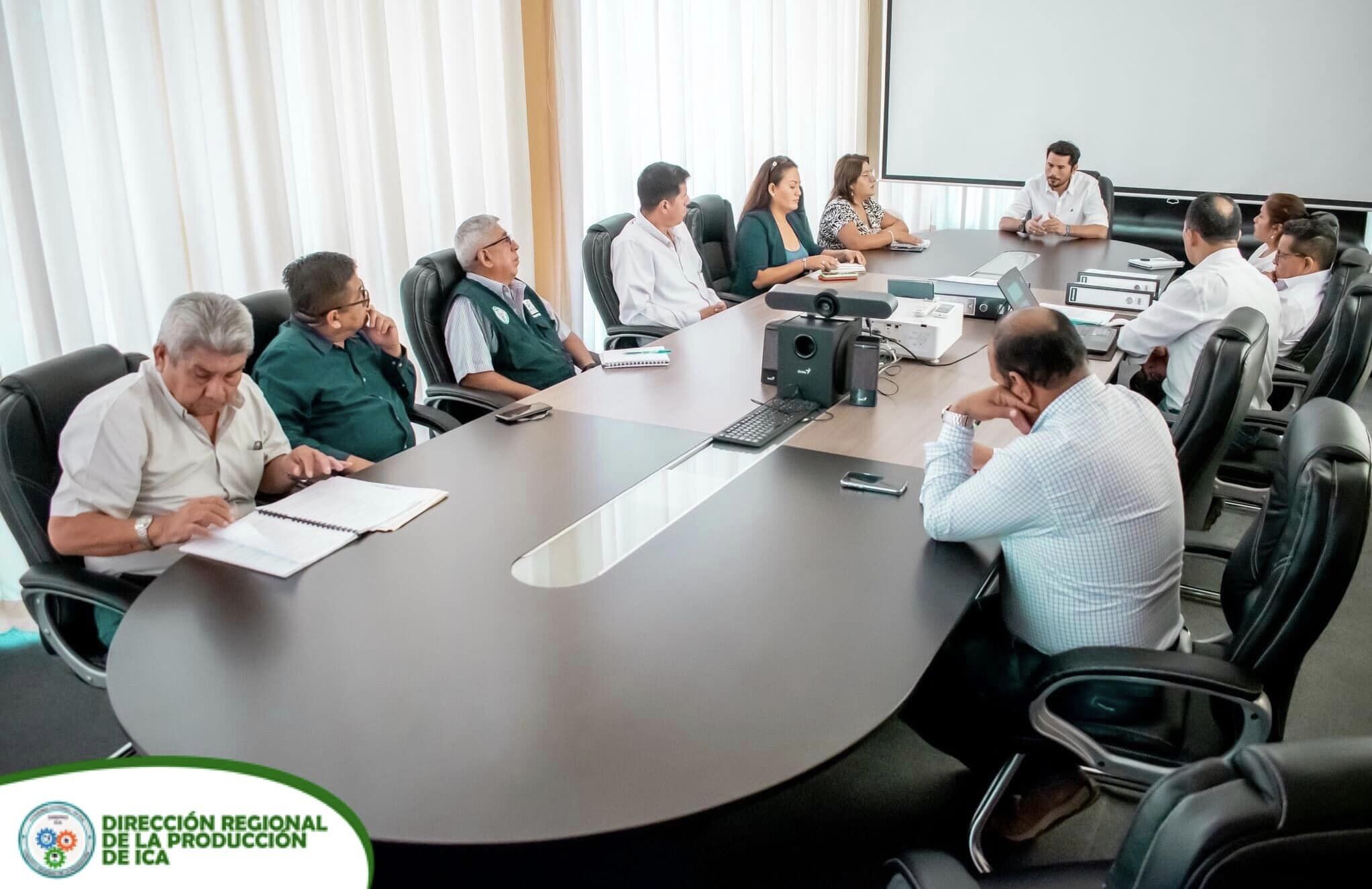 Propuesta de mantenimiento del muelle de Tambo de Mora, a cargo Walter Guillén, coordinador de proyectos de la Universidad del Pacífico