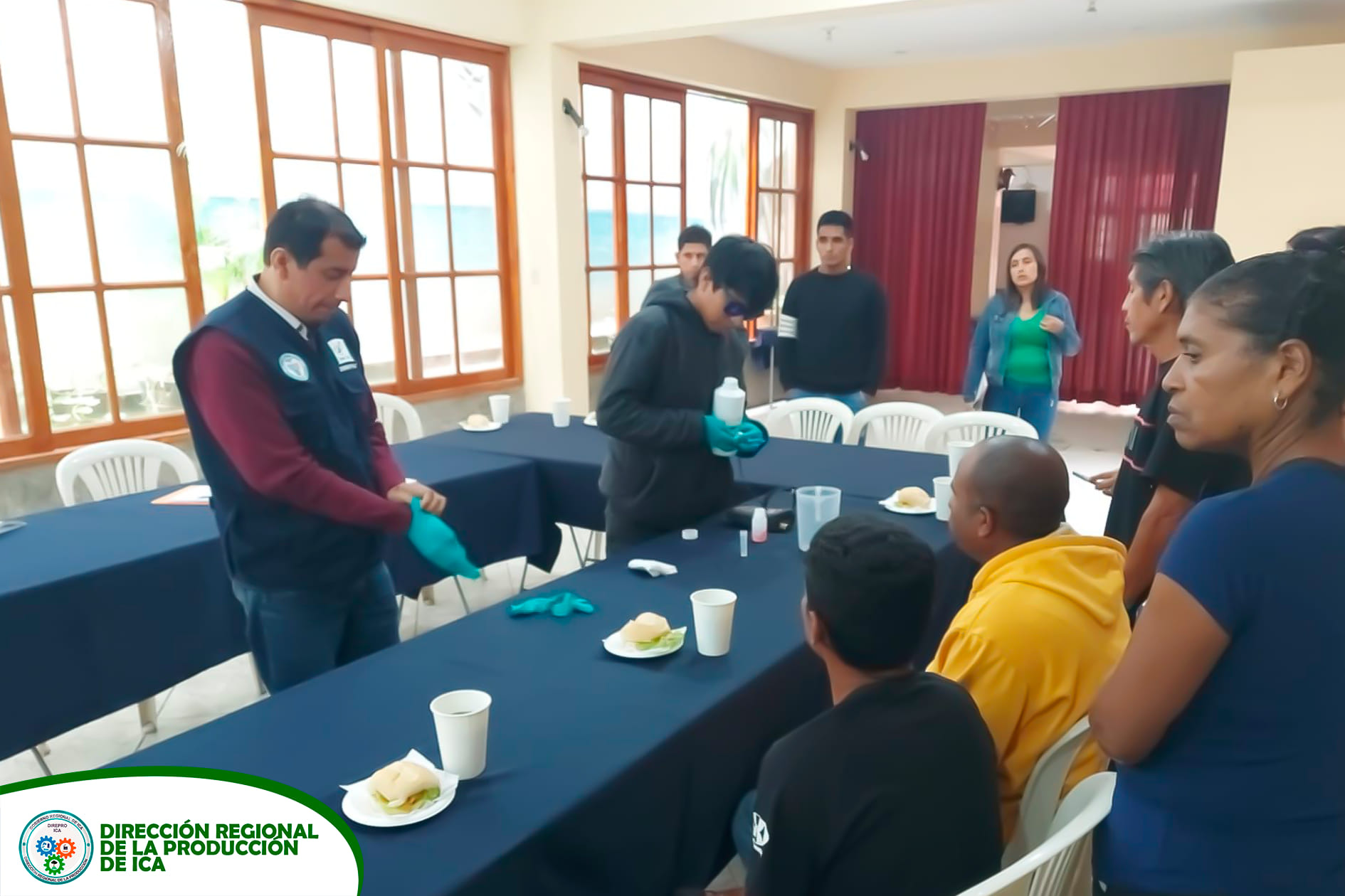 La reunión de la presentación de los resultados del "Monitoreo Ambiental del Cuerpo Receptor Marino" II Bimestre del 2023