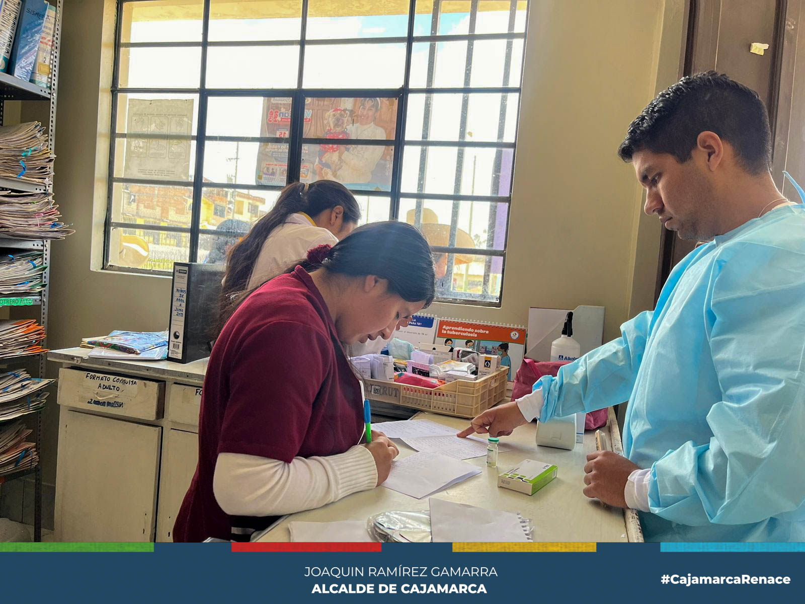La Municipalidad Provincial de Cajamarca, a través de la subgerencia de Participación Vecinal y Registro Civil con la coordinación de Jóvenes Renace realizó una campaña de proyección social en centro poblado de Porcón Alto para atender a la población en medicina general y realizar la entrega de medicamentos gratuitos, además de brindar corte de cabello gratis a todos los pobladores.