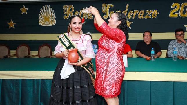 Ana Rossana Ibañez Es Elegida “Señorita Tonderazo Del Chira 2023”
