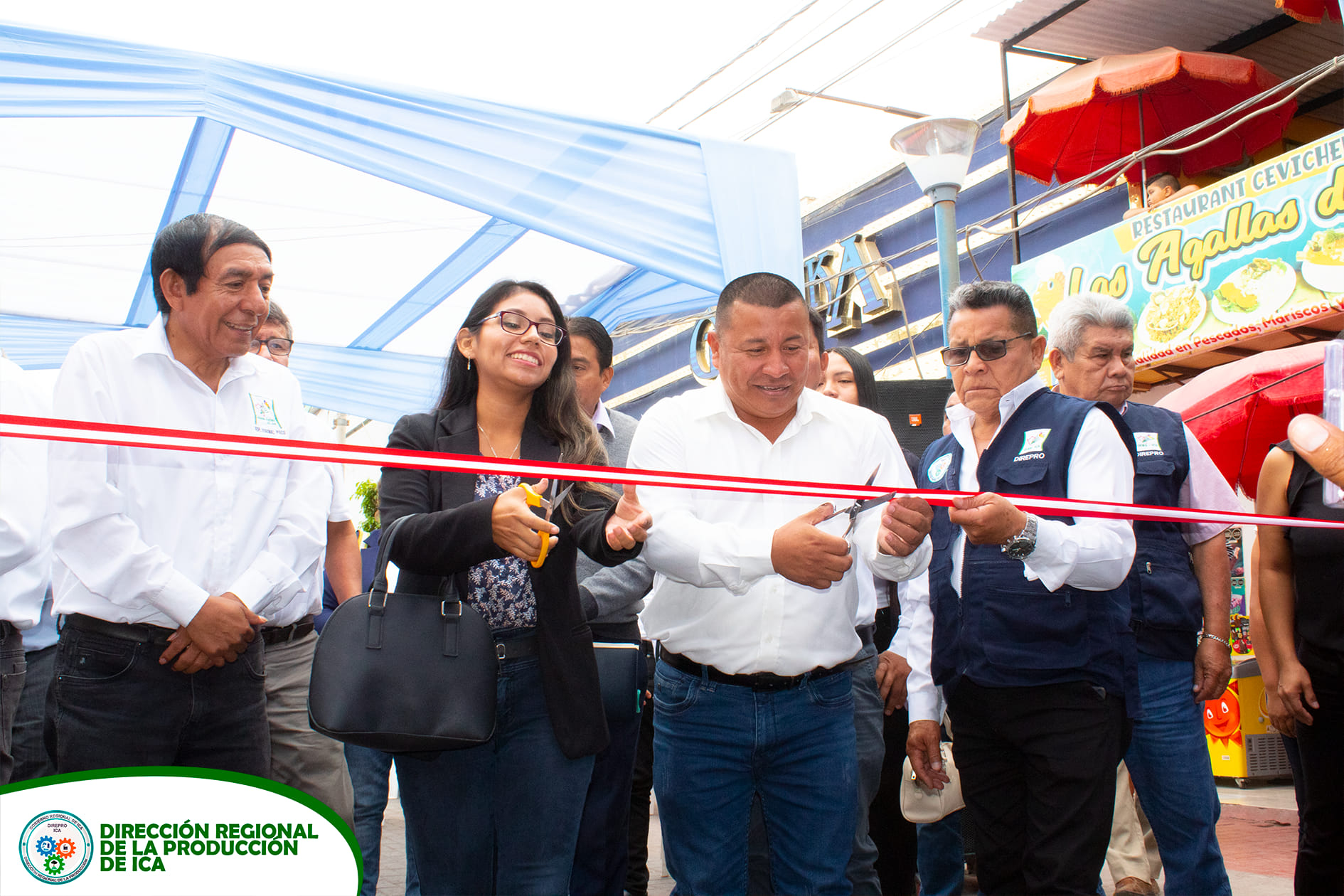 La apertura a la  "Gran Expo-MYPE de Emprendimiento" por el día Internacional de las MYPES