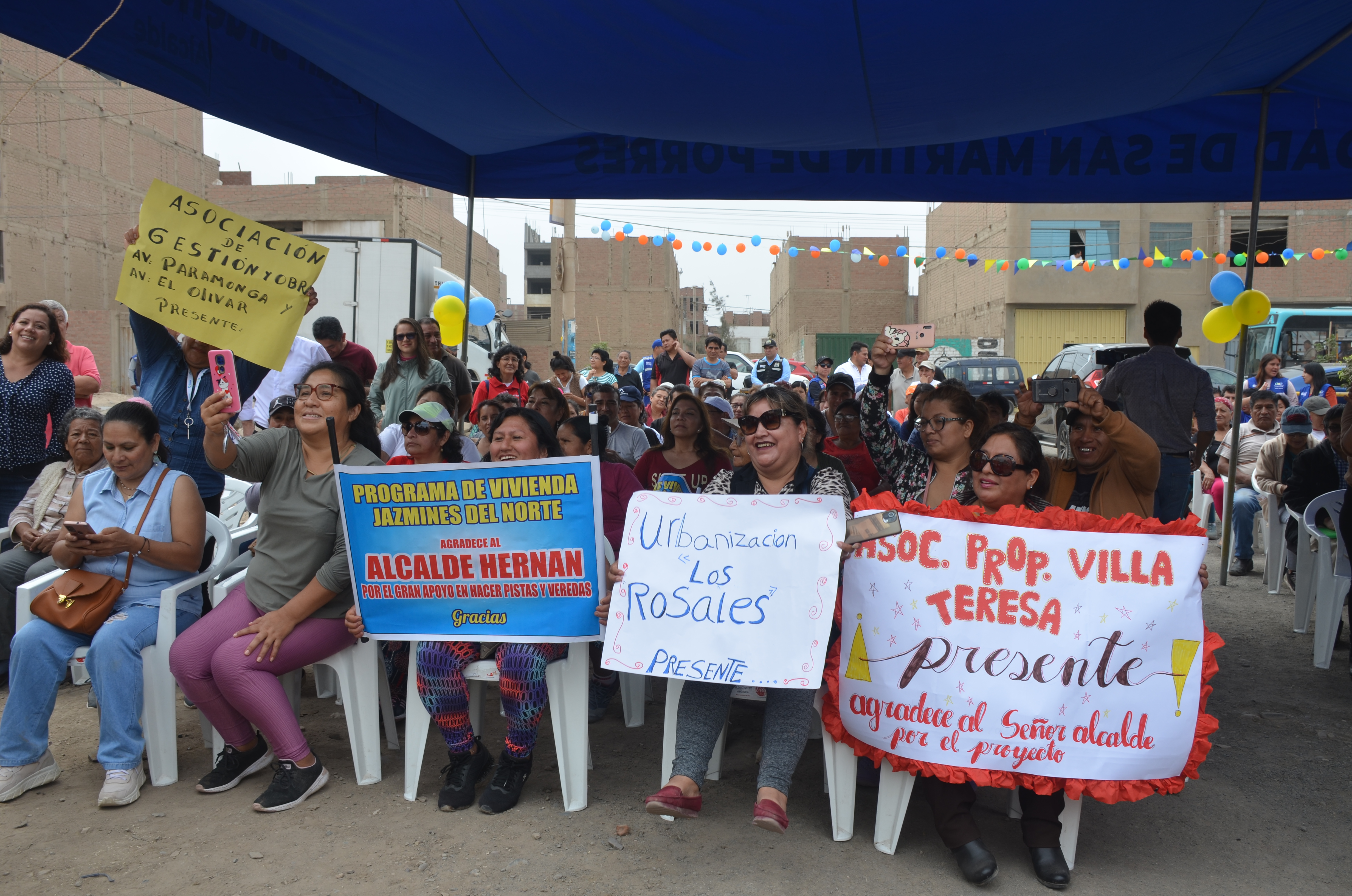 Burgomaestre sanmartiniano colocó la primera piedra de obras que desde hace 20 años esperaban con añoranza más de 1000 vecinos de seis programas de vivienda.