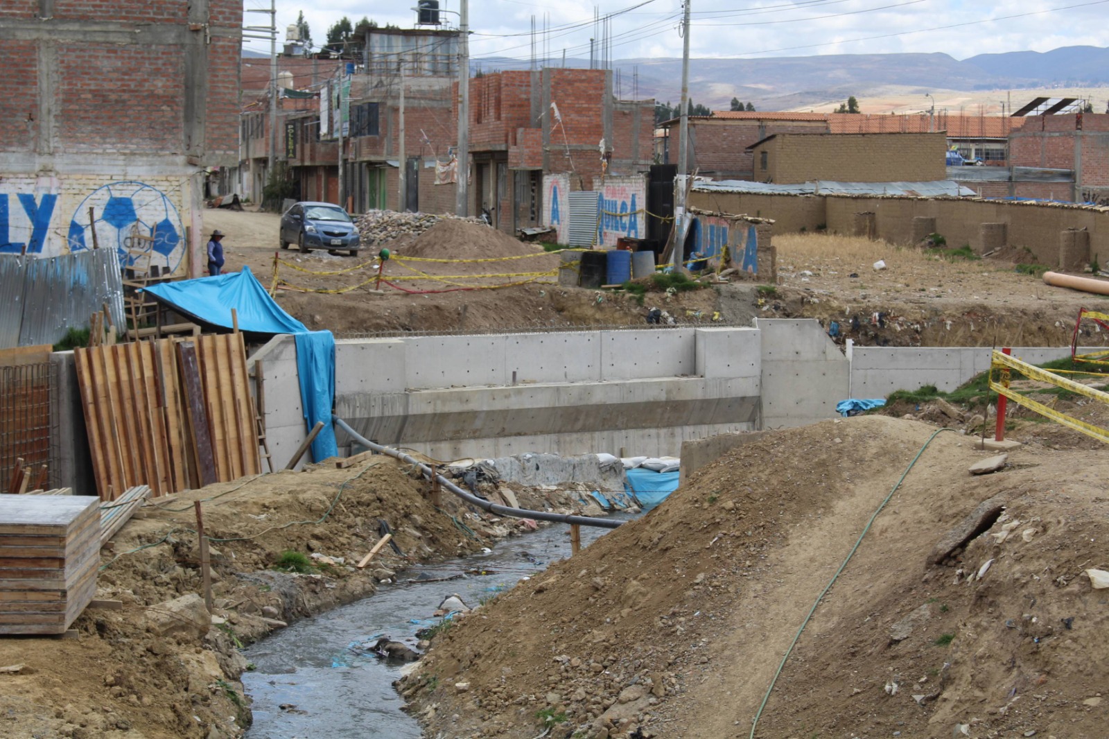 Construcción de puente unirá vecinos de Echadero en Chilca