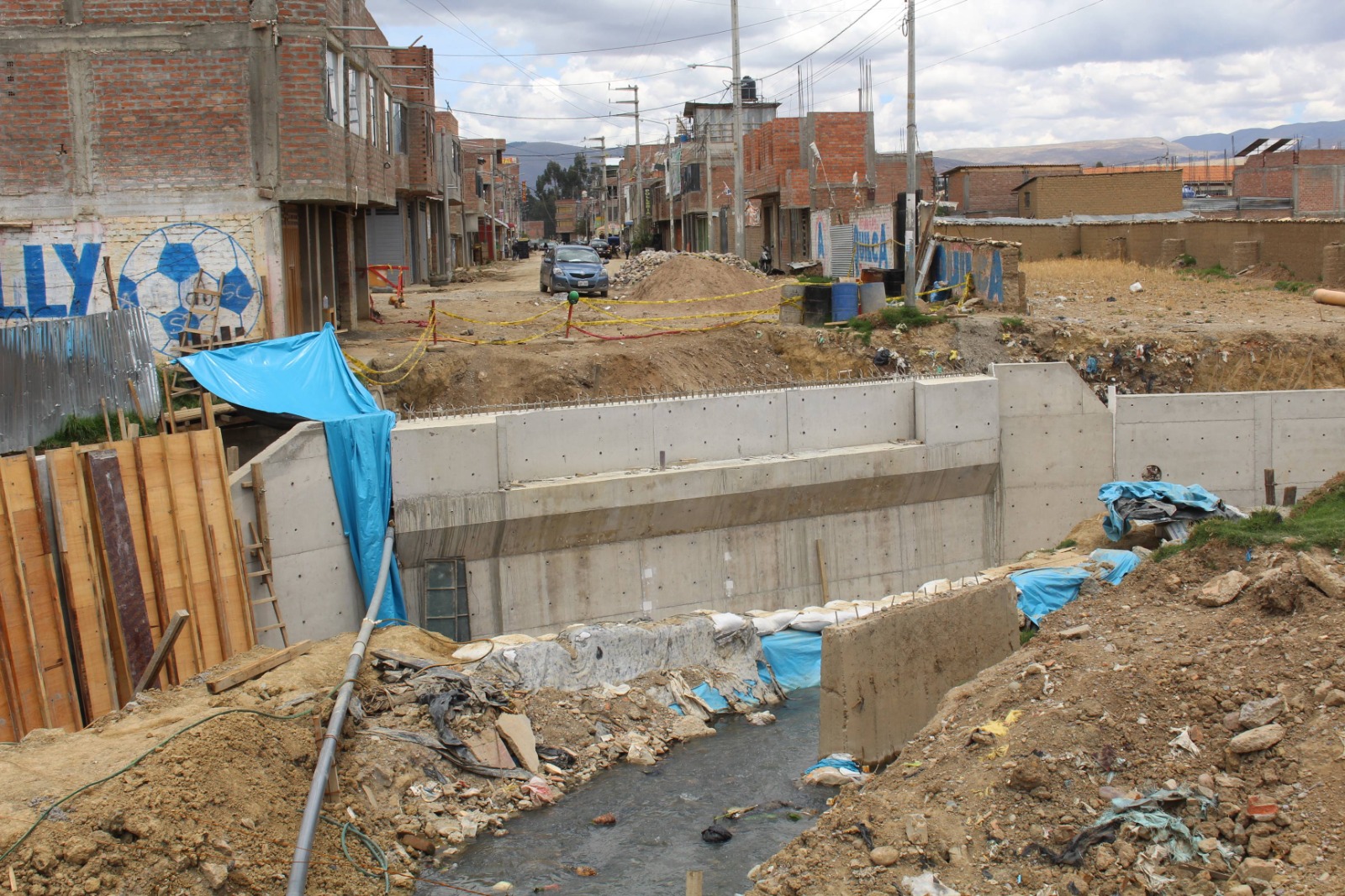 Construcción de puente unirá vecinos de Echadero en Chilca