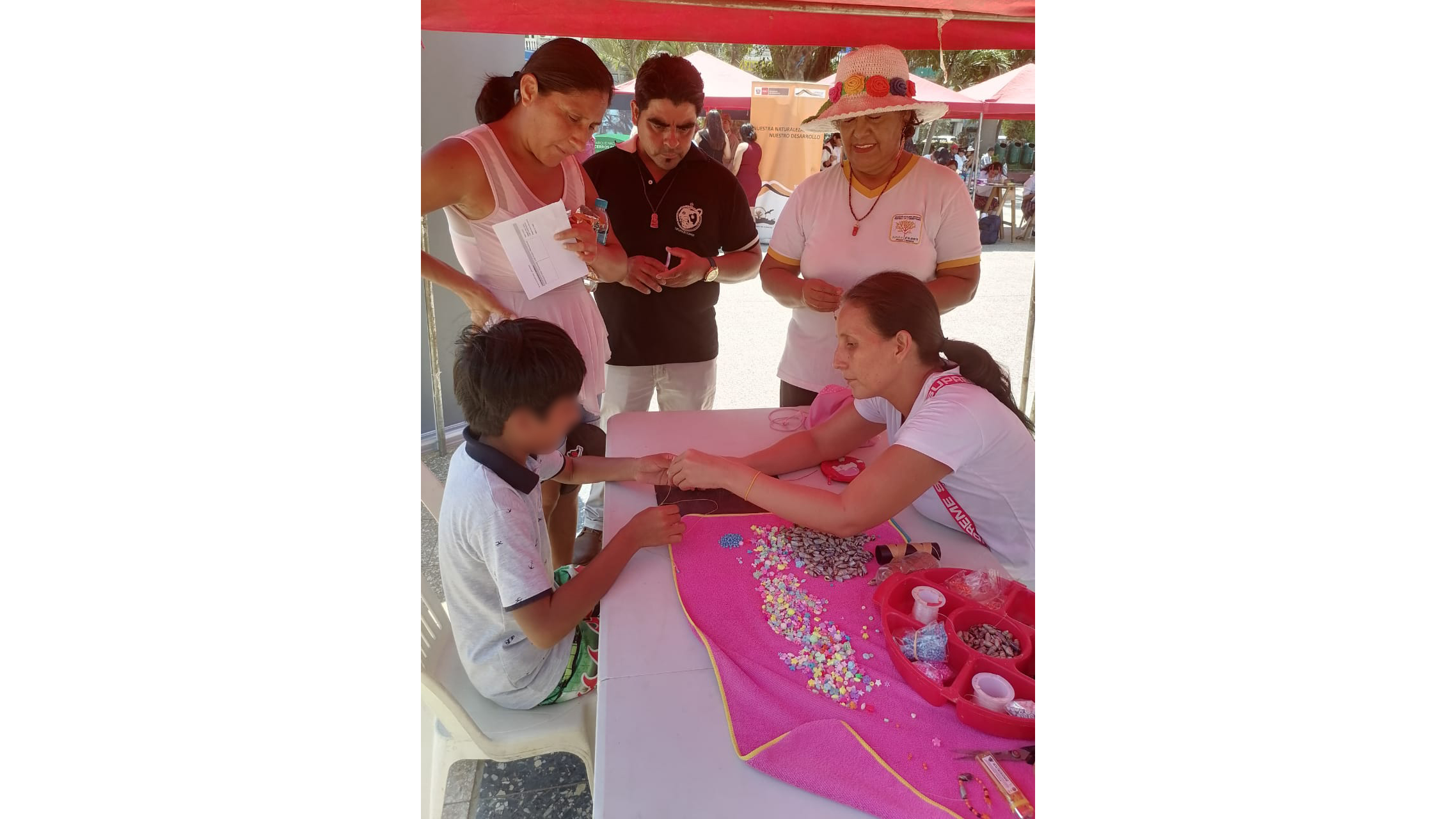 Cancillería Tumbes premia a ganadores del concurso “Pintando nuestro corazón de cultura y biodiversidad tumbesina”