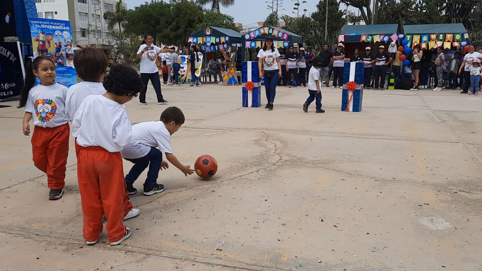 Feria Inclusiva "ABRIENDO PUERTAS A LA DIVERSIDAD"