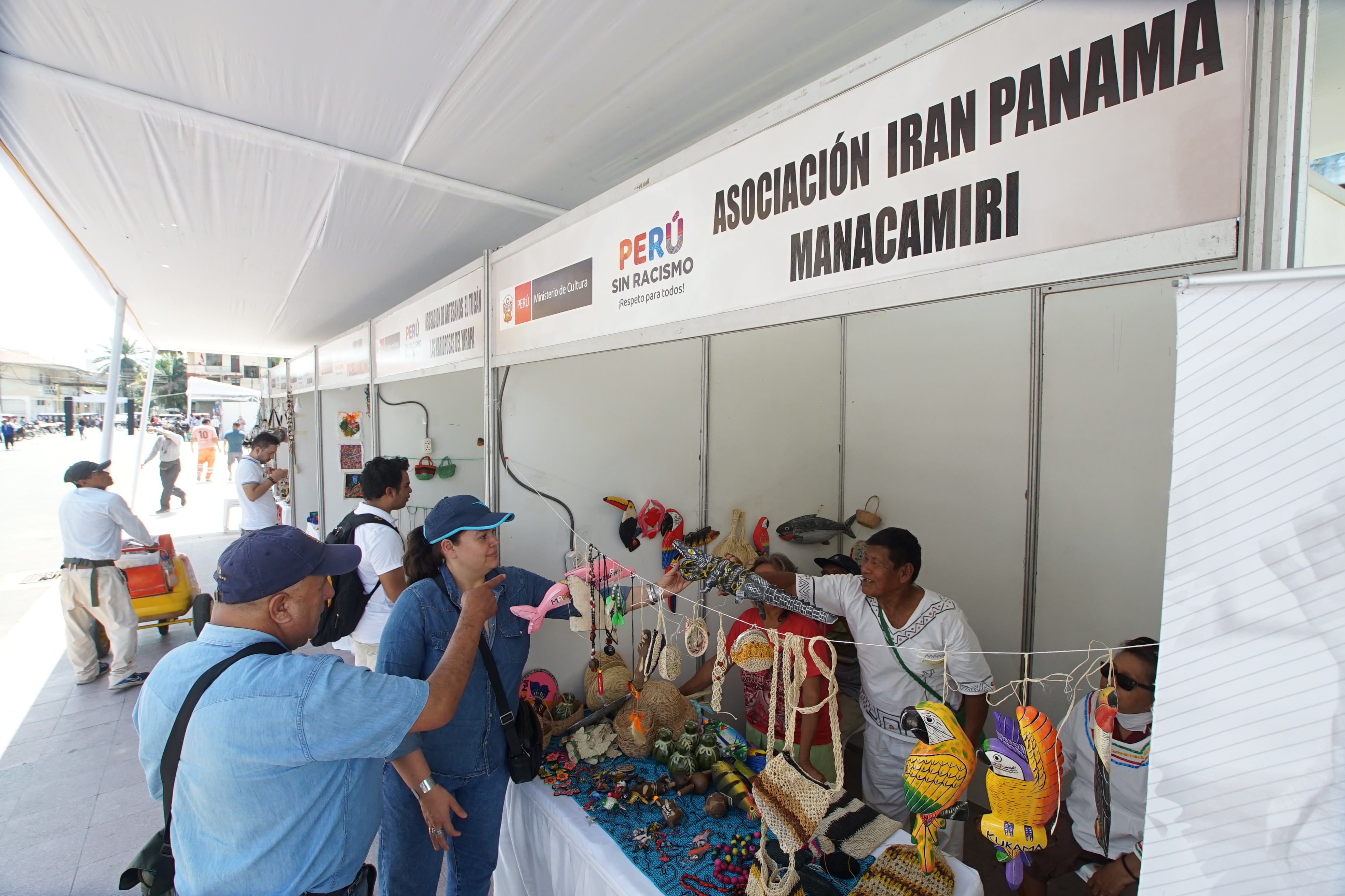 Conocimientos tradicionales de sabios de pueblos indígenas u originarios, música y arte, formarán parte de feria Perú sin Racismo en Satipo