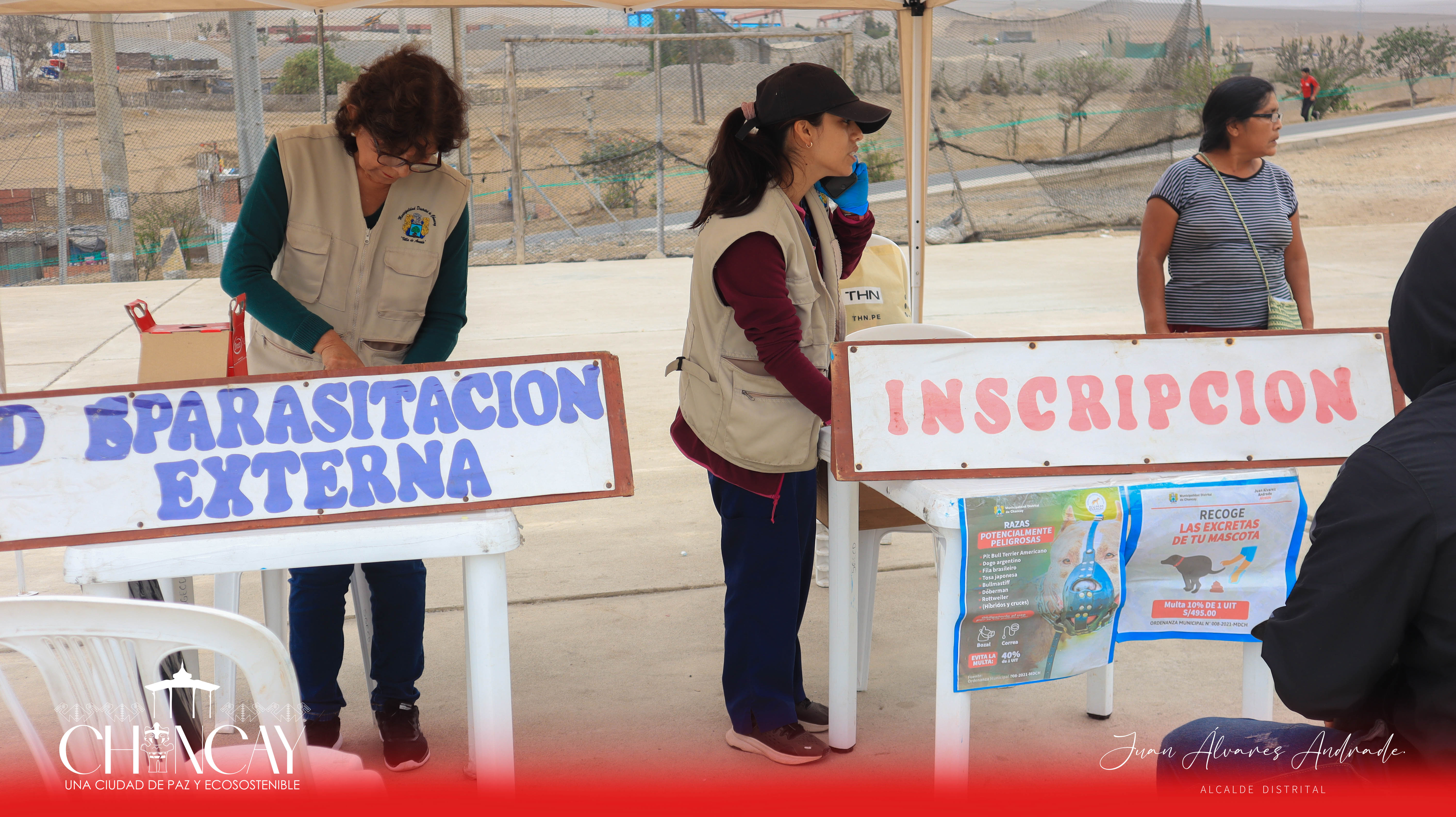 La actividad estuvo liderada por la experimentada médico veterinaria Nancy Tasayco, quien estuvo acompañada por su colega Sandra Meza y un equipo dedicado de colaboradores.