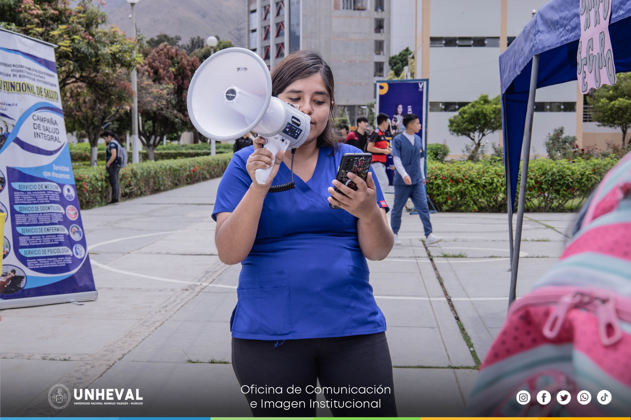 Campaña de salud mental en la UNHEVAL