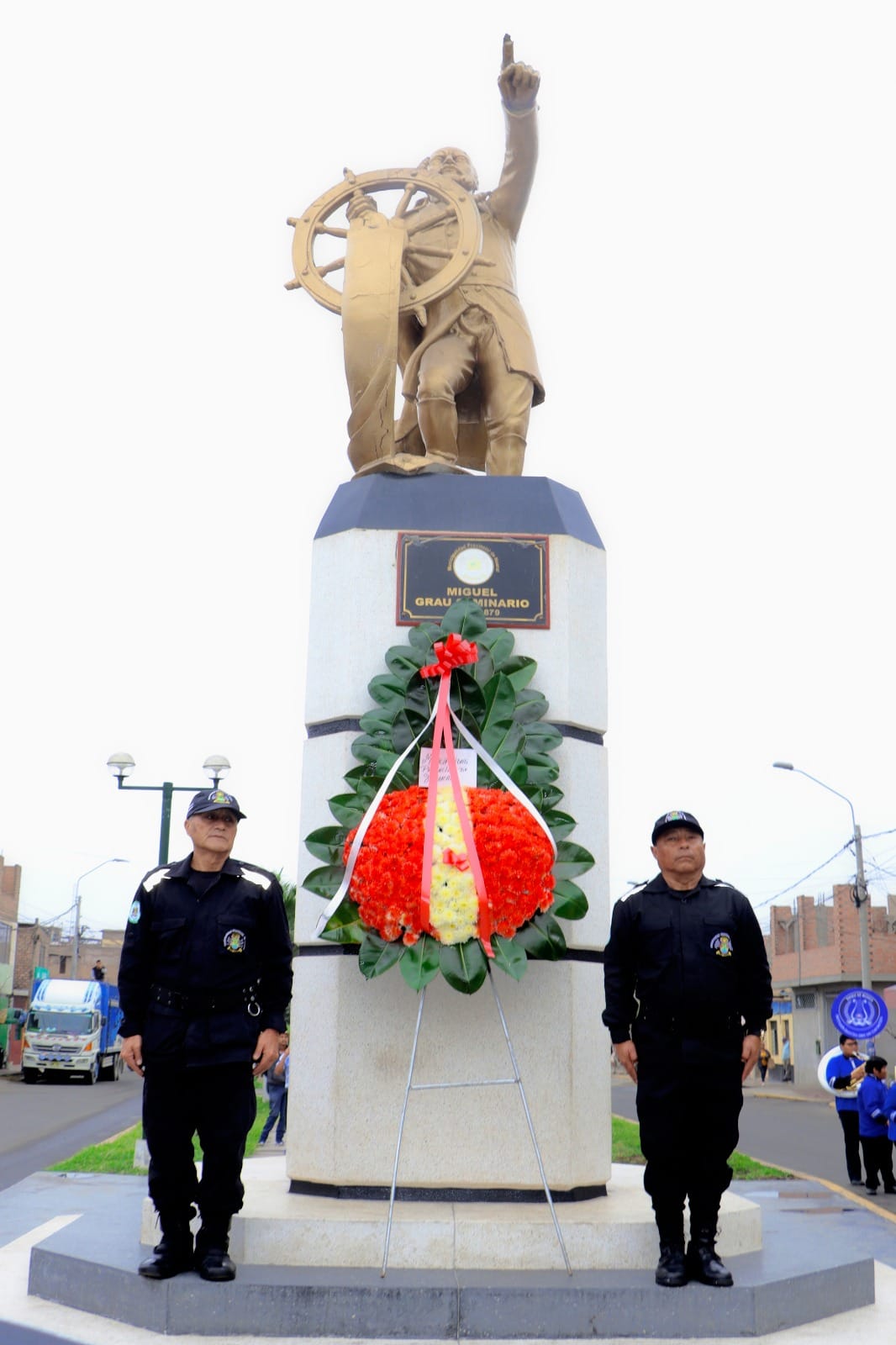 La Municipalidad de Huaral saluda a la Marina de Guerra del Perú en su día y conmemora el 144 aniversario del Combate Naval de Angamos, donde se inmoló el héroe nacional Miguel Grau