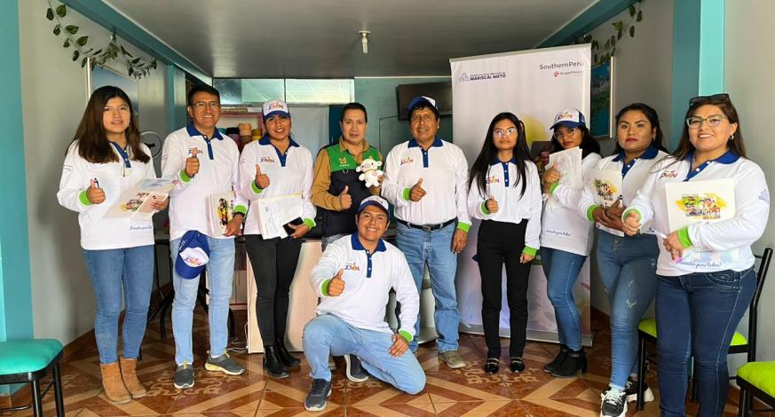 Durante la mañana, el Comité Evaluador integrado por representantes de la comuna provincial, Southern Perú, UNAM, CITE Agroindustrial, CFAM, Programa Nacional Tu Empresa, se dirigieron a los 12 emprendimientos seleccionados con el objetivo de evaluar diferentes aspectos que aseguren su sostenibilidad en el tiempo.