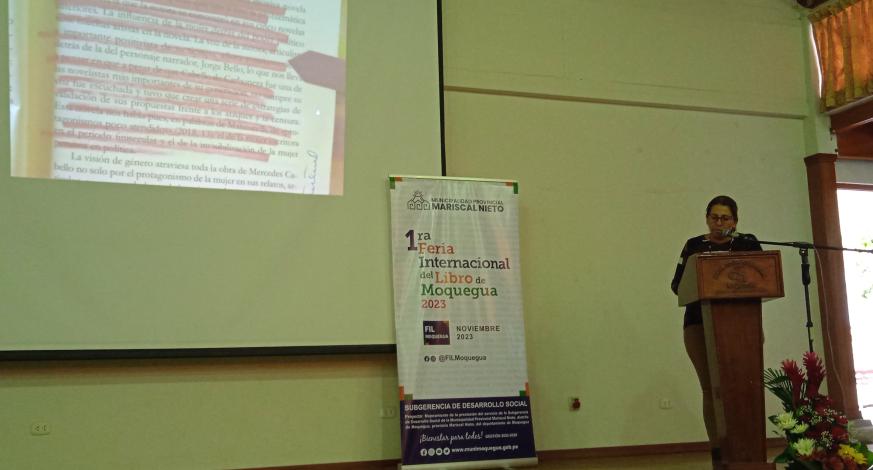 Como acción previa a la Feria Internacional del Libro Moquegua 2023, esta tarde se realizó la “Lectura en Voz Alta” sobre los escritos de Mercedes Cabello de Carbonera, considerada la iniciadora de la novela realista peruana nacida en 1849 en nuestra ciudad.