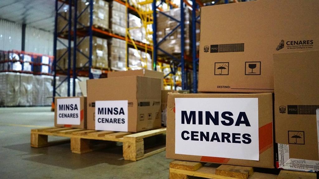 Cenares distribuye cerca de 2 millones de frascos de suero para combatir enfermedades a consecuencia del fenómeno El Niño