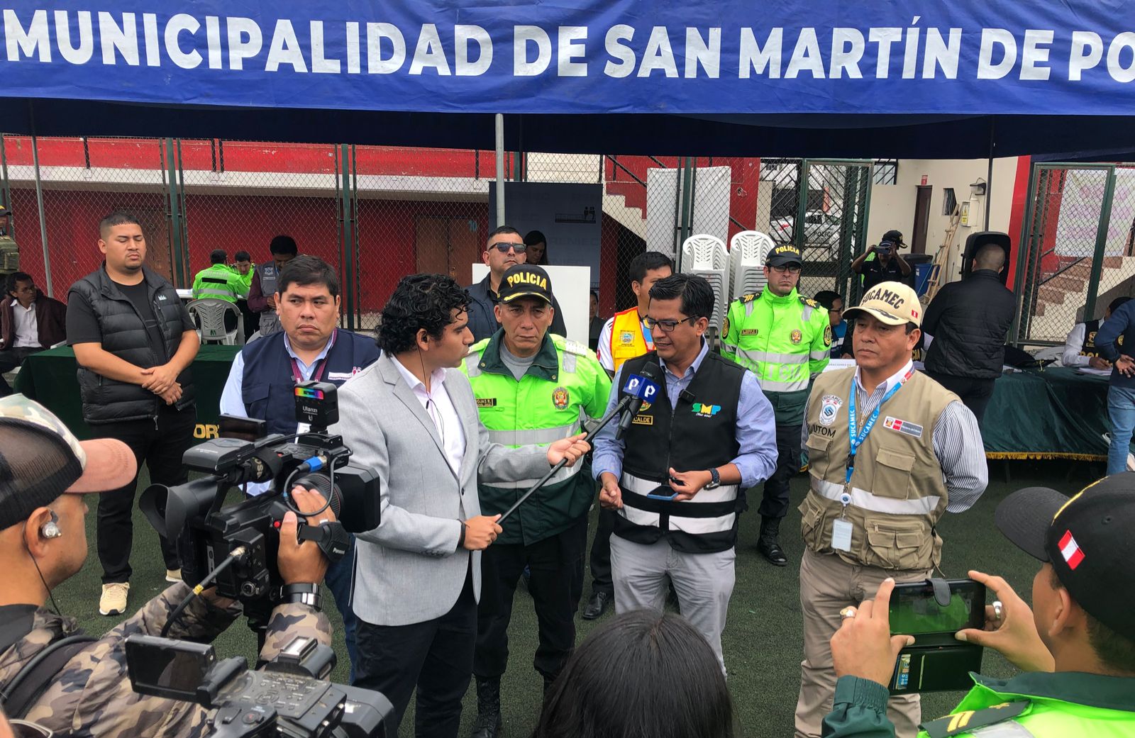 Alcalde Hernán Sifuentes destacó que el estado de emergencia permite realizar este tipo de intervenciones en el distrito para identificar a sujetos al margen de la ley, comprobar situación migratoria