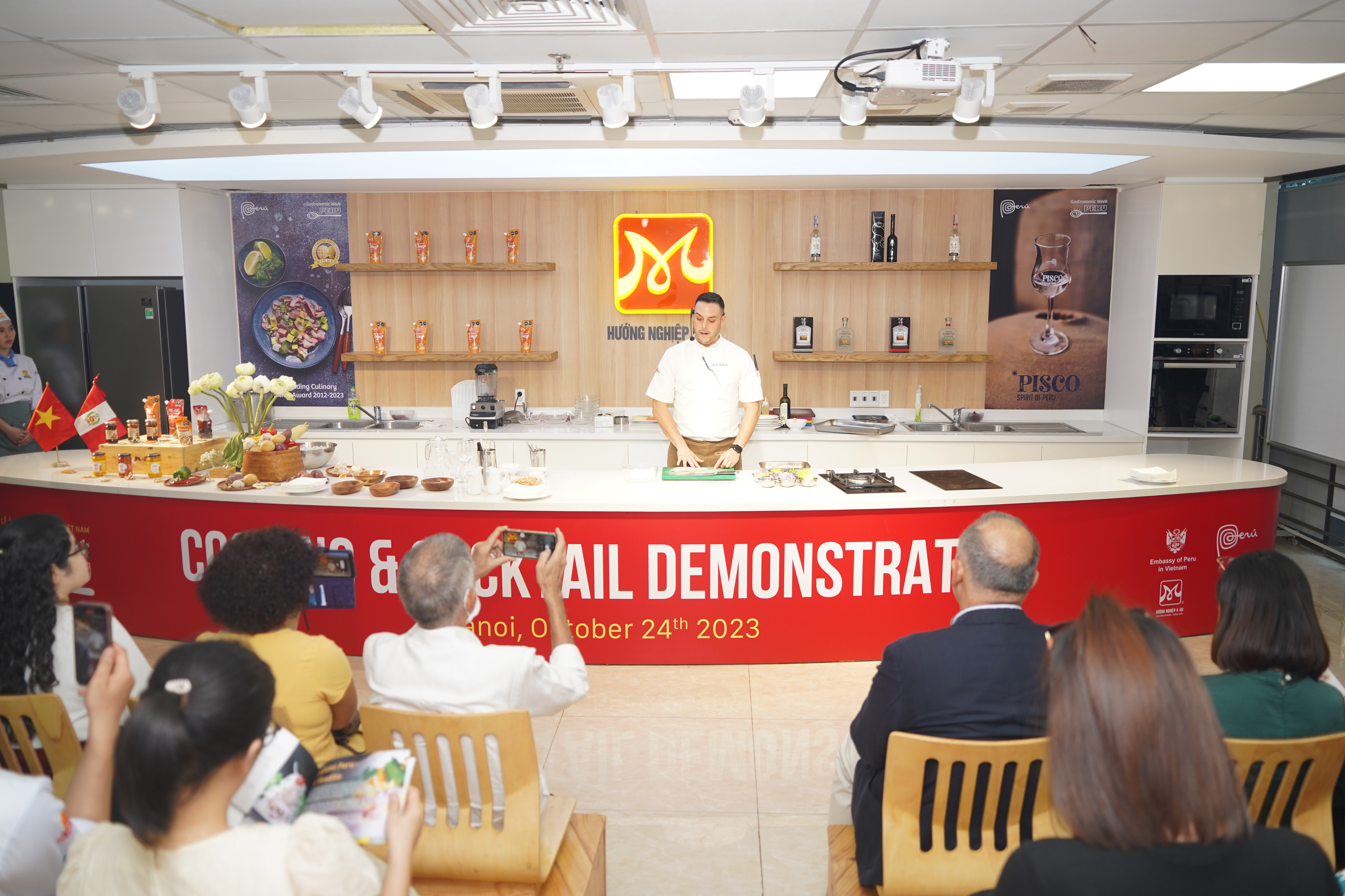 La Embajada del Perú en Vietnam impulsó las actividades de la Semana de la Gastronomía Peruana