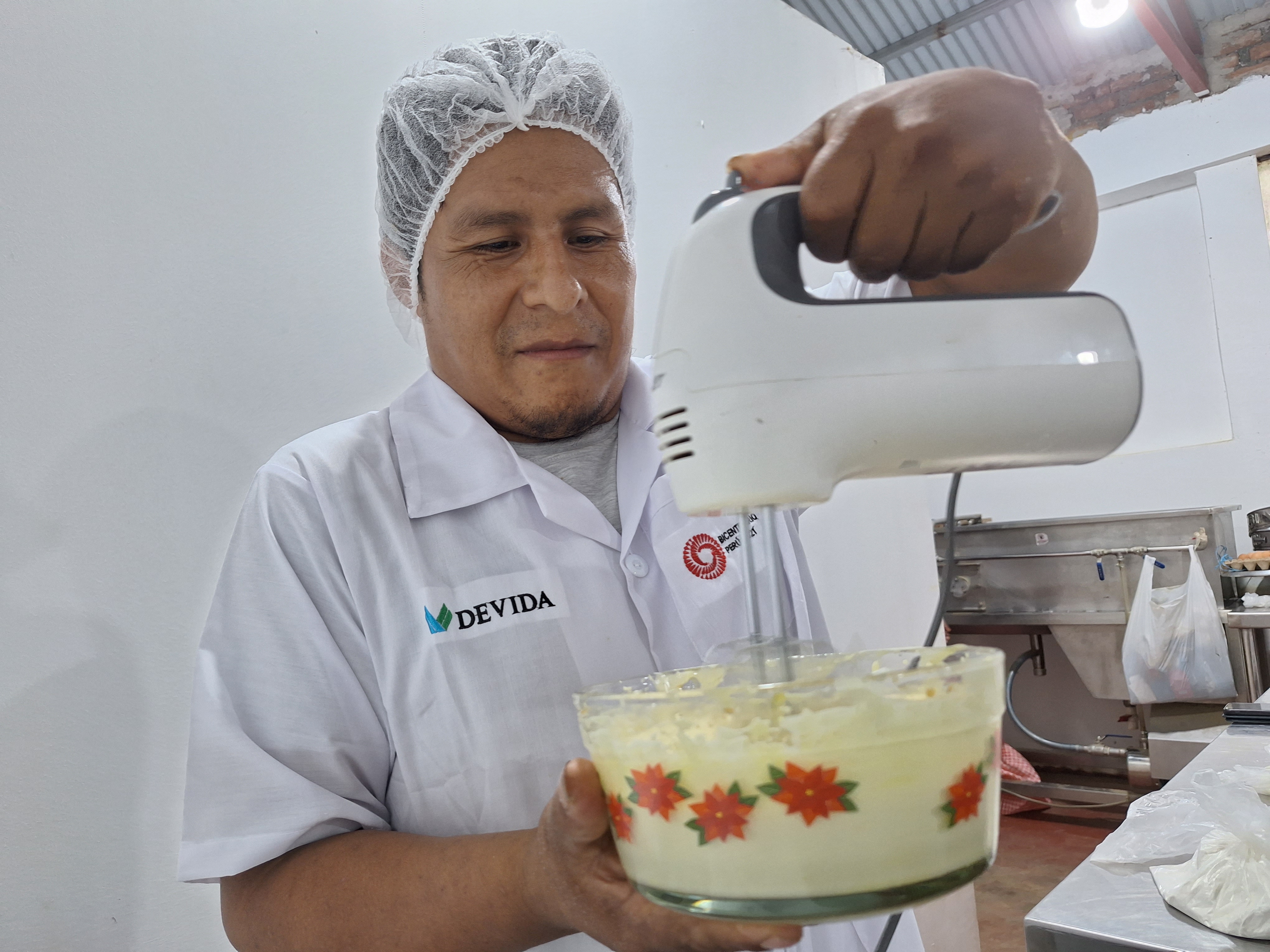 Hijos de cacaoteros, caficultores y piñeros incursionan en panificación, pastelería y repostería