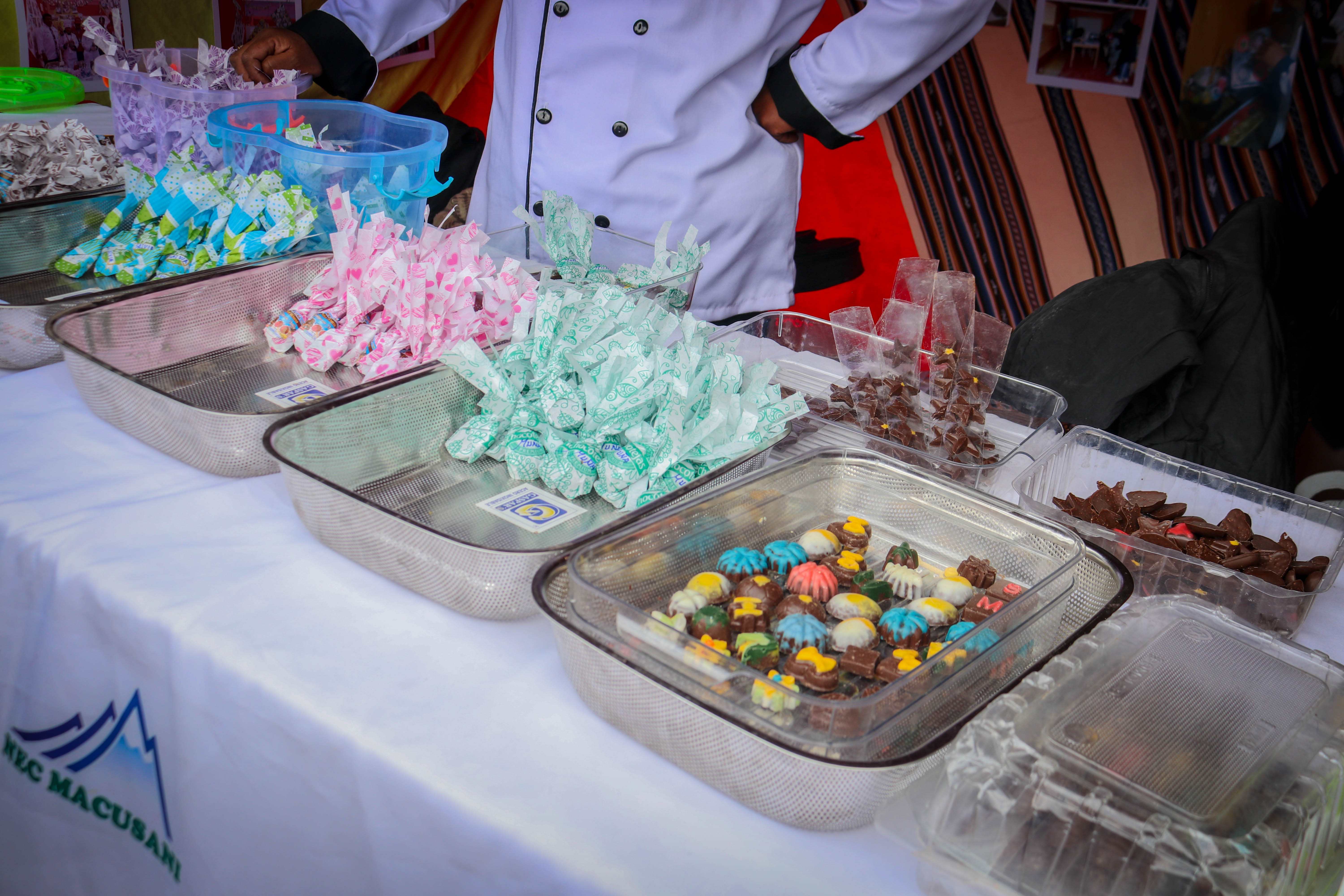 Emprendedores rurales de la provincia de Carabaya participaron con la exposición y venta de productos naturales