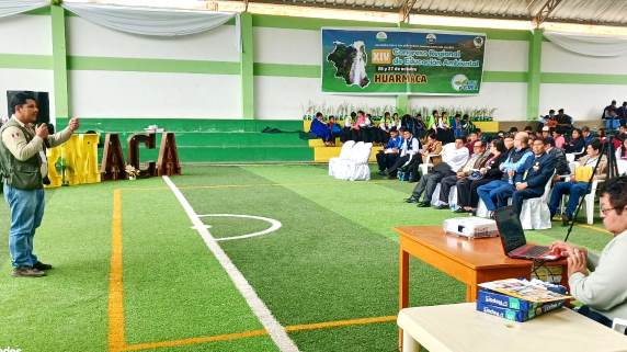 Huarmaca congrega a más de 200 estudiantes y docentes en el XIV Congreso Regional de Educación Ambiental