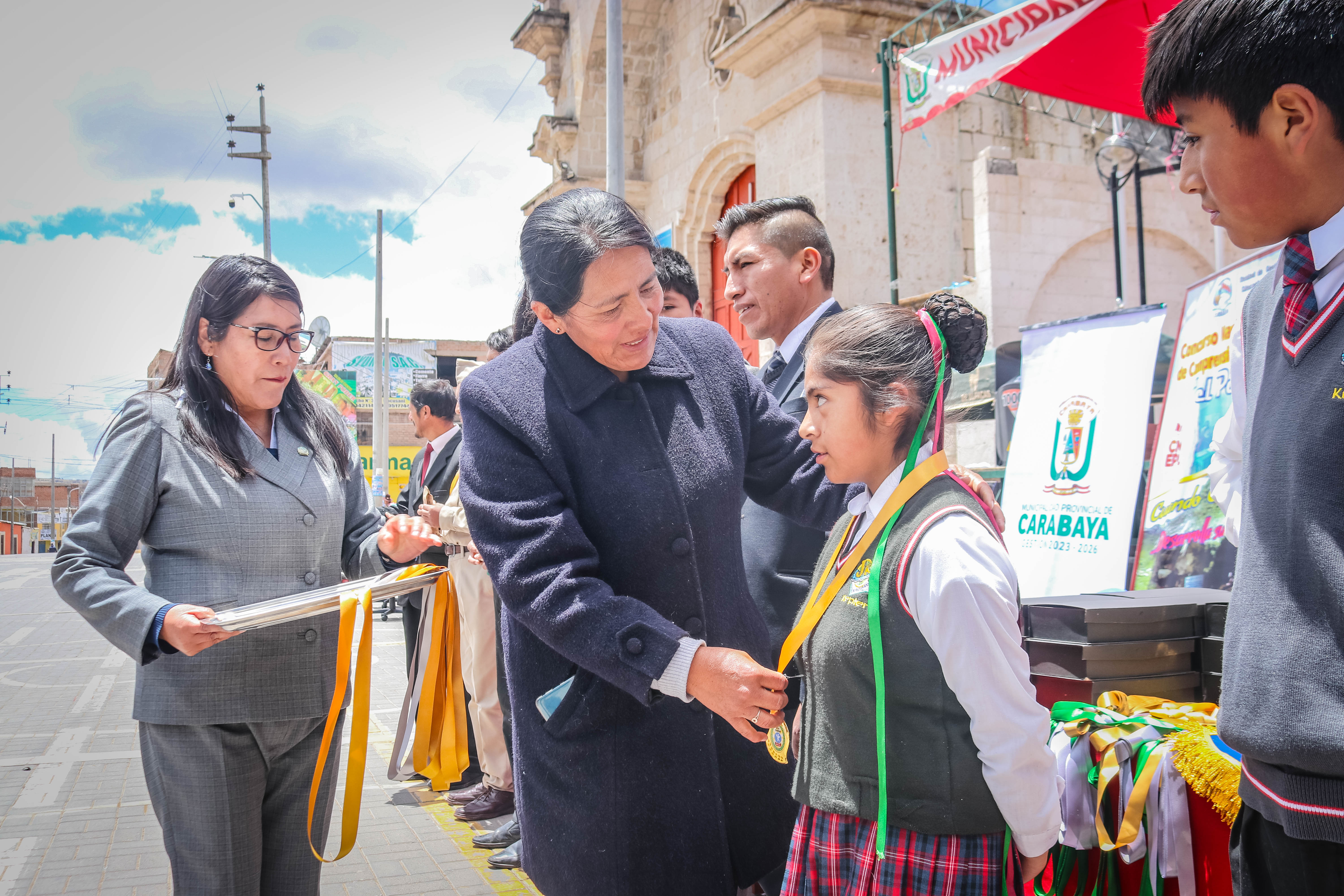 Se premió a los estudiantes de las diferentes instituciones educativas del nivel inicial, primario y secundario