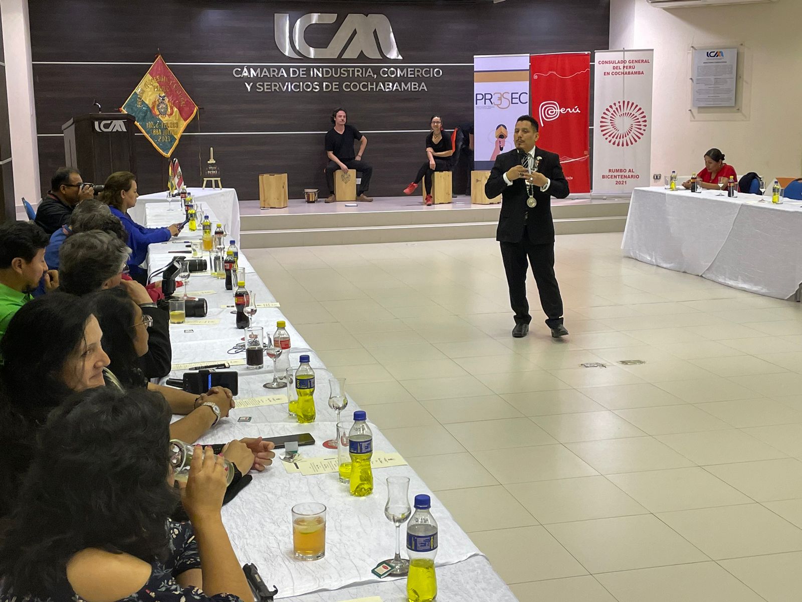 Consulado General del Perú en Cochabamba coorganizó la “Primera Noche Cultural”