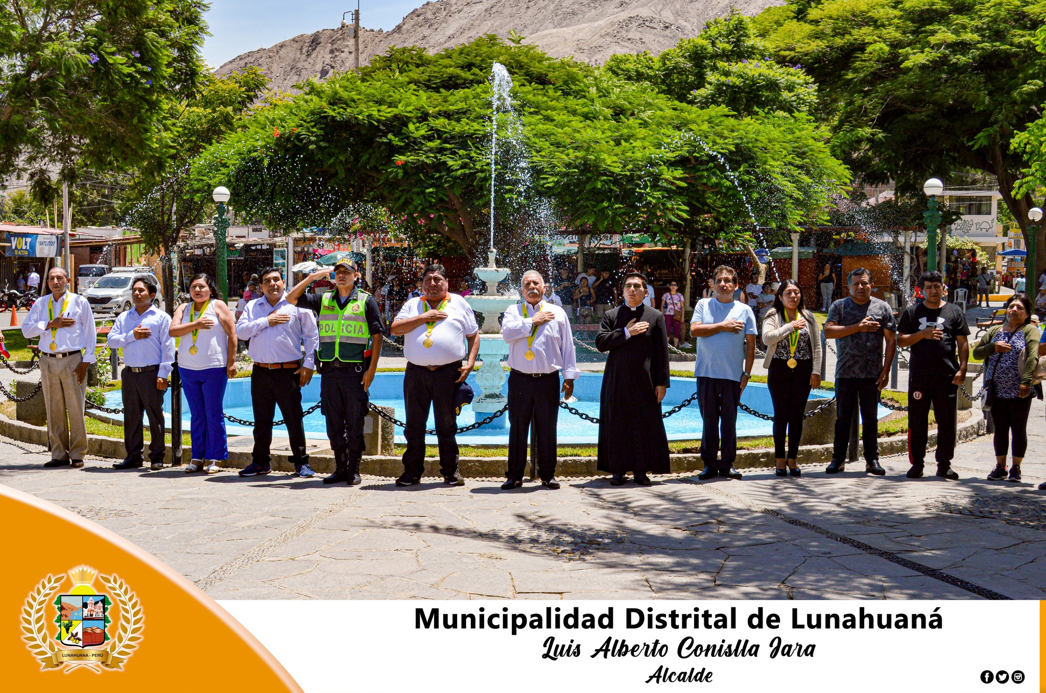 🟠Municipalidad Distrital de Lunahuaná rinde homenaje a Nuestros Símbolos Patrios🟠