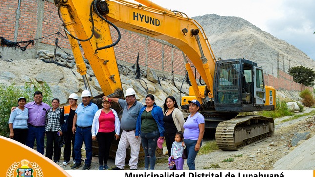 🟠Alcalde de Lunahuaná gestiona maquinaria pesada para mantenimiento del cauce del huayco del Anexo de San Jerónimo🟠