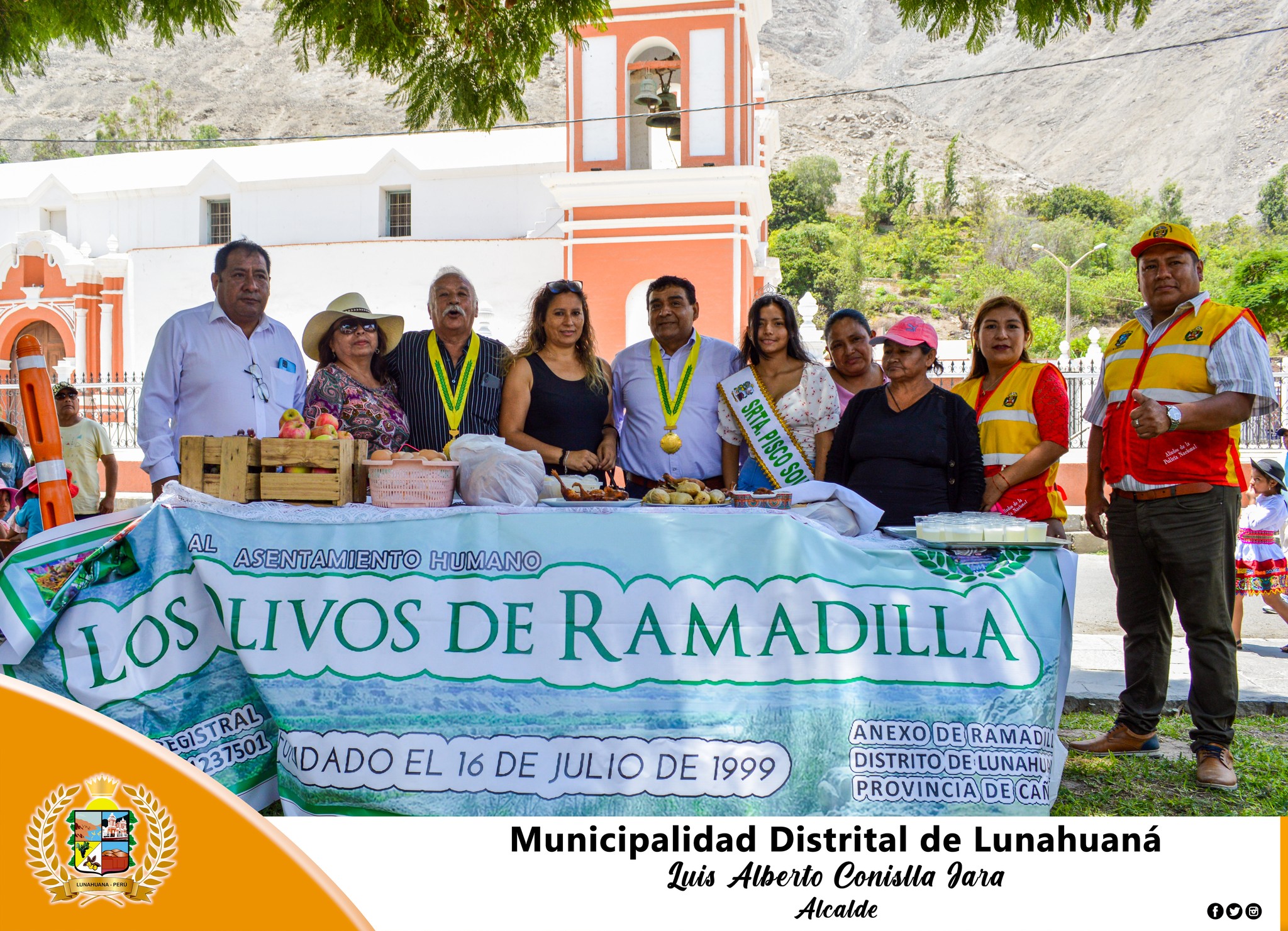 🟠Municipalidad Distrital de Lunahuaná rinde homenaje a Nuestros Símbolos Patrios🟠