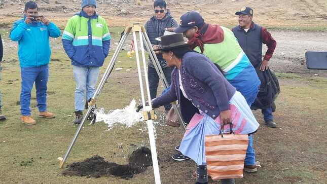 "REPARACIÓN DE QOCHAS Y ZANJA DE INFILTRACIÓN EN LA INFRAESTRUCTURA NATURAL DEL TERRITORIO HIDRICO PRODUCTIVO HUACHIQORAYOQ QOCHA DEL DISTRITO DE PAUCARÁ" 