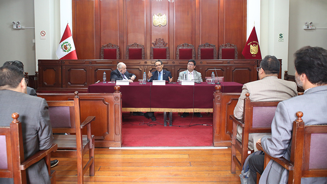 TC distingue con Medalla de Honor José Faustino Sánchez Carrión al jurista argentino Adolfo Alvarado Velloso