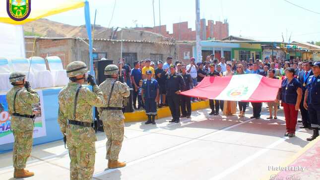¡Desfile Cívico Militar por los 103º Aniversario del Distrito de Vichayal!