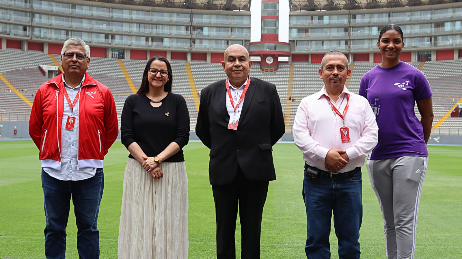 concurso de dibujo y feria deportiva por el 71 aniversario del Estadio Nacional