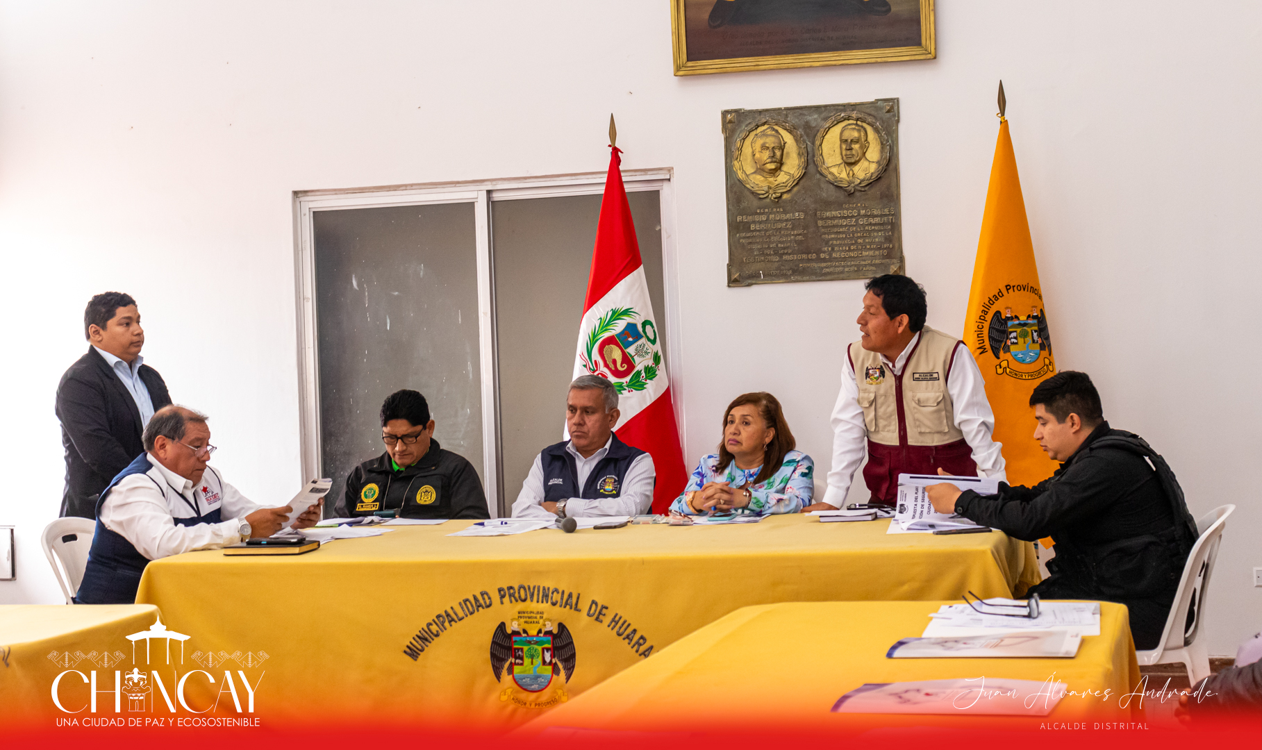 Esta importante reunión contó con la participación destacada de la alcaldesa (e) Giuliana Carrizales, en conjunto con el alcalde de la provincia, Fernando Cárdenas y los demás integrantes del COPROSEC