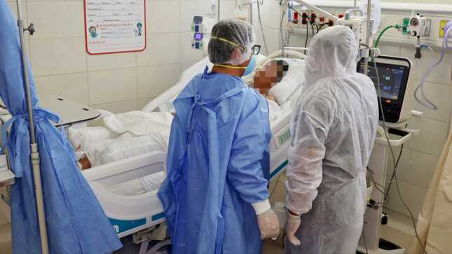 Hospital de Lima Este-Vitarte ya permite el ingreso de los familiares a UCI para fortalecer el apoyo emocional del paciente