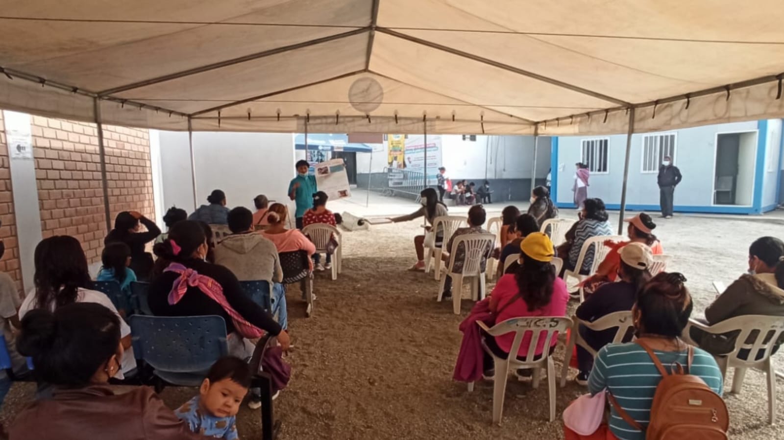 Diris Lima este capacita a más de 1100 pobladores de Jicamarca para prevenir la rabia humana