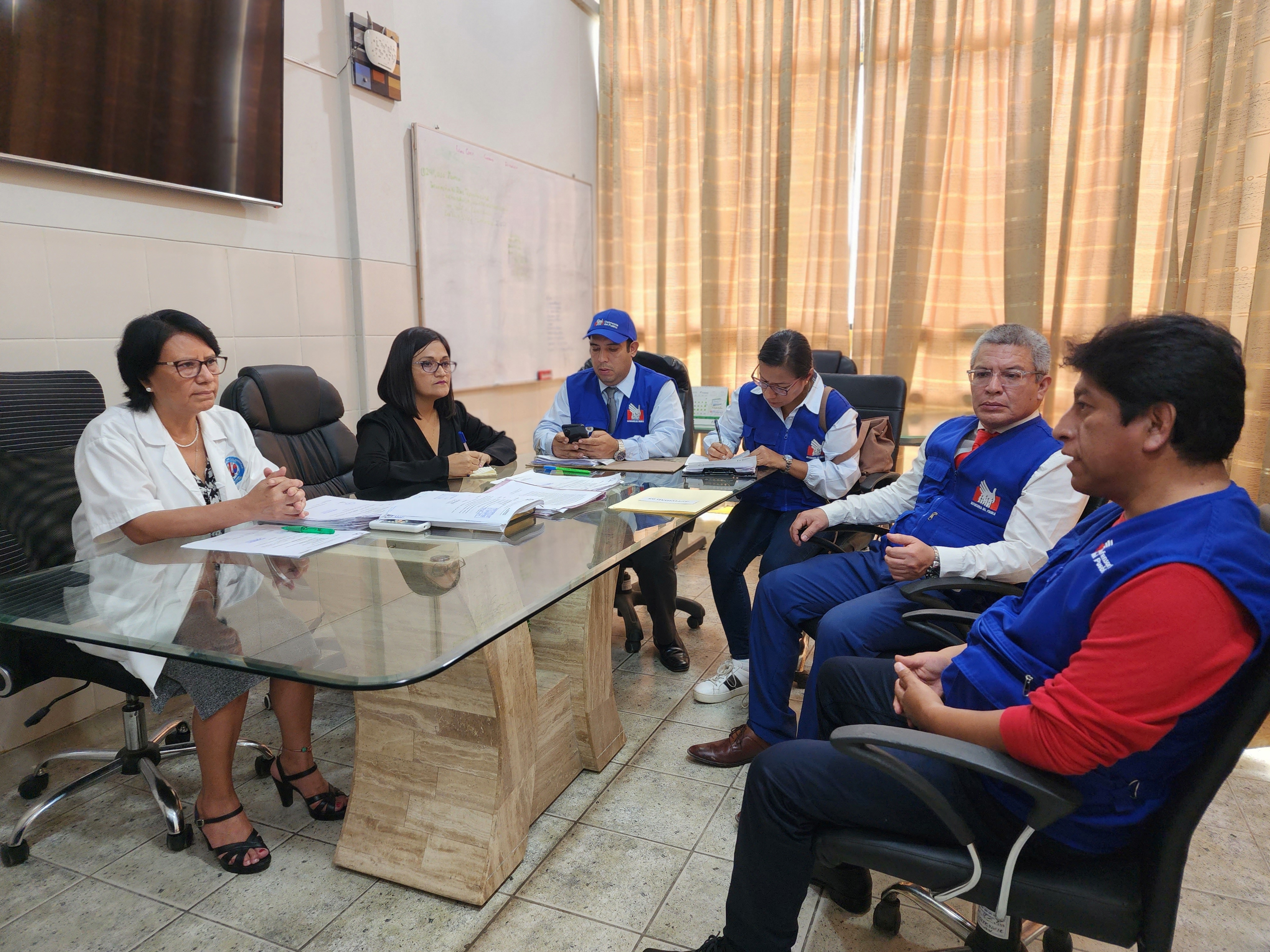 Llegó acompañado del defensor del pueblo de Piura, junto a un equipo de profesionales especialistas