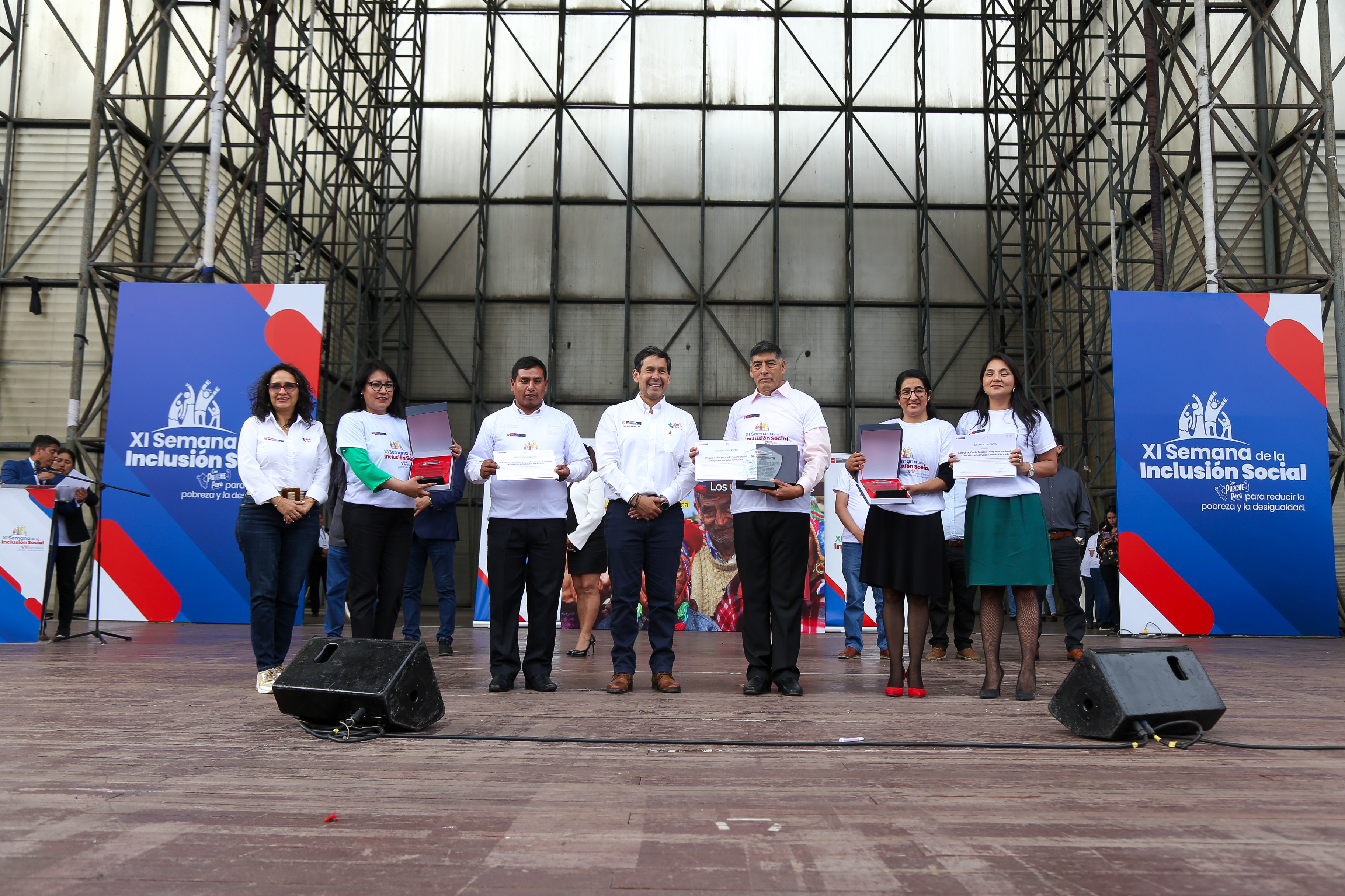 Madres cuidadoras y socias de cocina de Cuna Más son reconocidas por el Midis en clausura de la XI Semana de la Inclusión Social