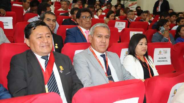 Alcalde Fernando Cárdenas  participó en II Cumbre Nacional de Gobernadores Regionales “Hambre Cero”