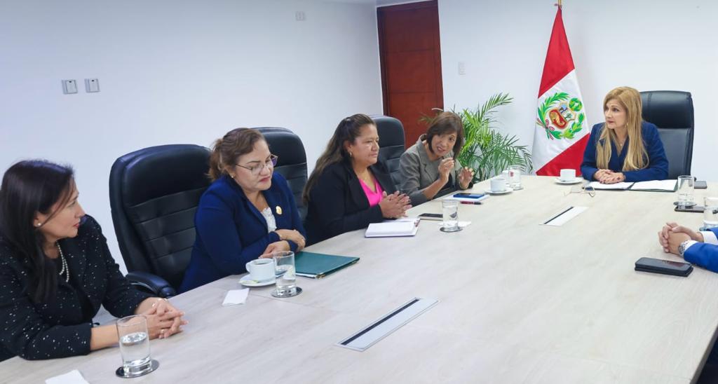 Constituyen Red Nacional de Alcaldesas por la Innovación