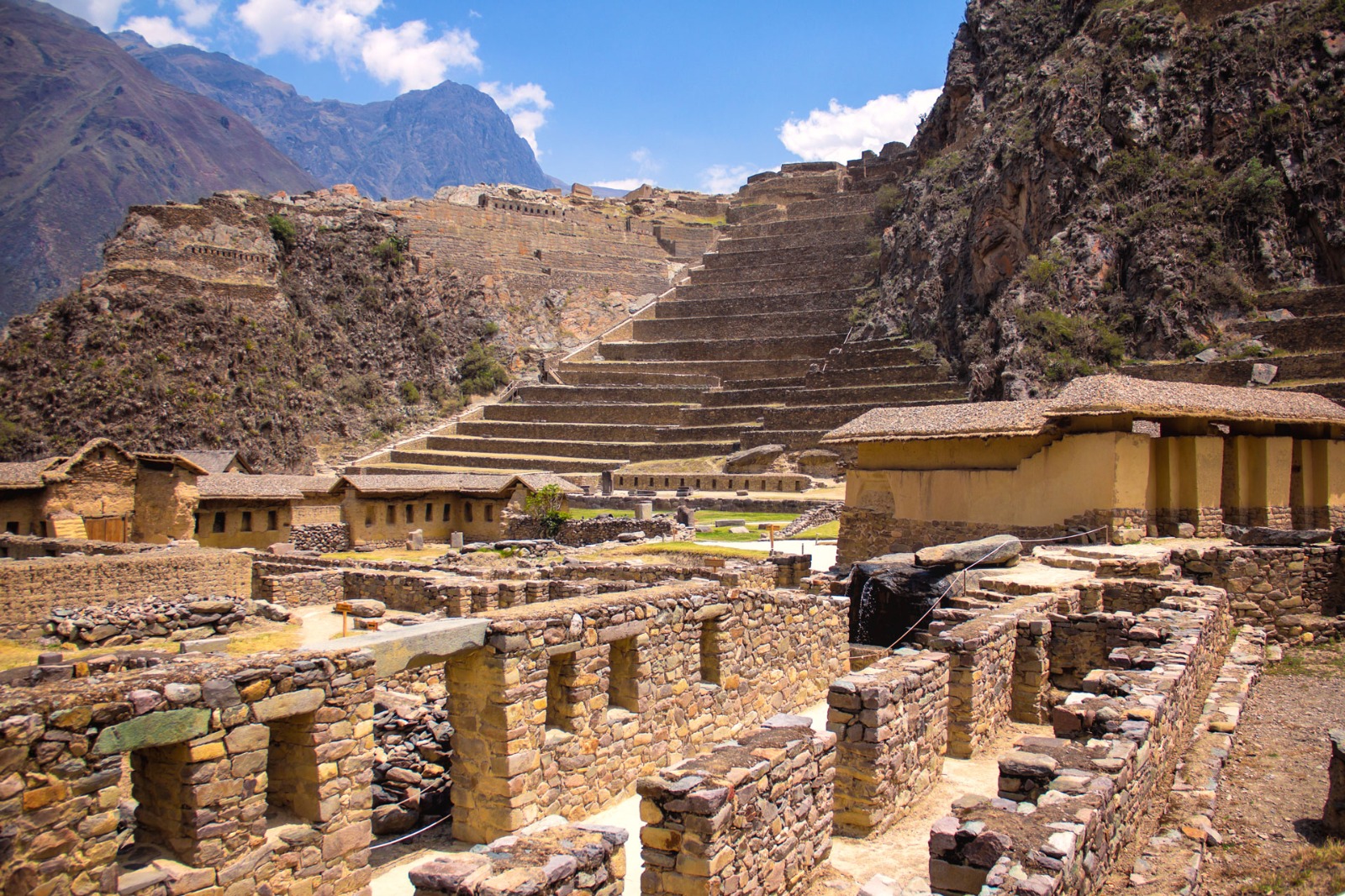El Indecopi entregó la marca de certificación a la Municipalidad de Ollantaytambo
