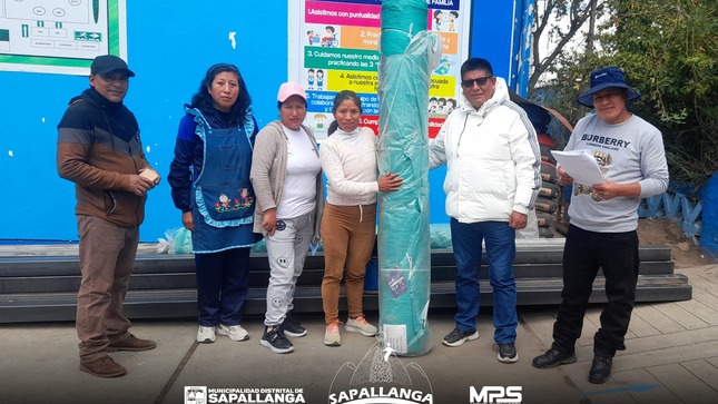 Entrega de Materiales a I.E. 30025 Virgen de Cocharcas