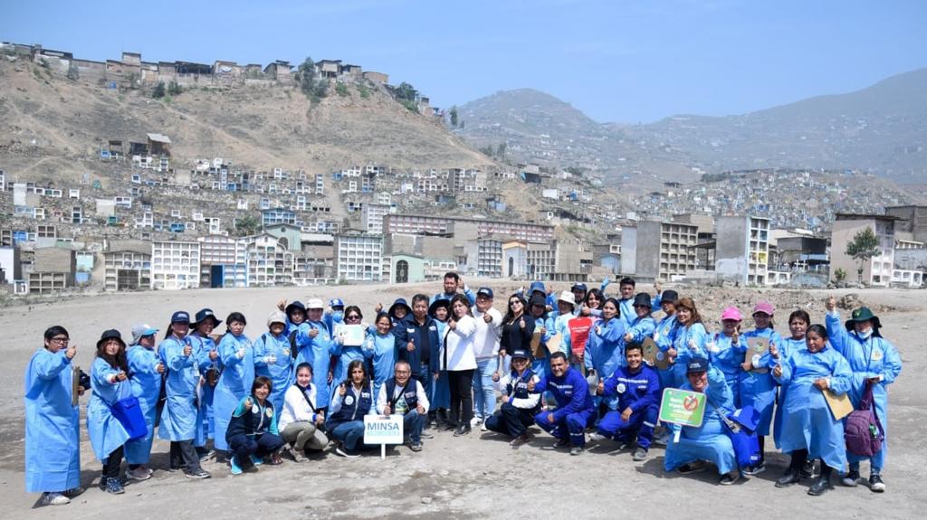 Minsa realiza intervención sanitaria contra el dengue en el cementerio más grande de Latinoamérica